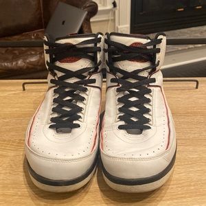 Air Jordan 2 size 12 white/red/black